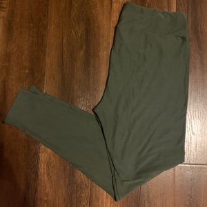 LulaRoe Solid Army Green Leggings